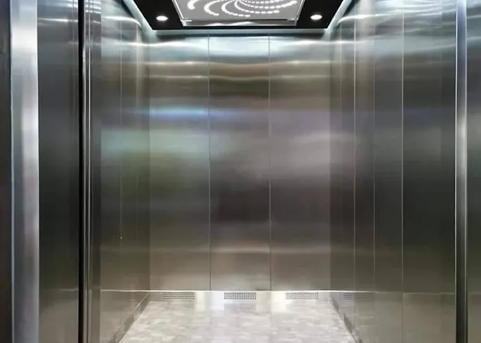 Hotel Le Vanvarothai Saladaeng